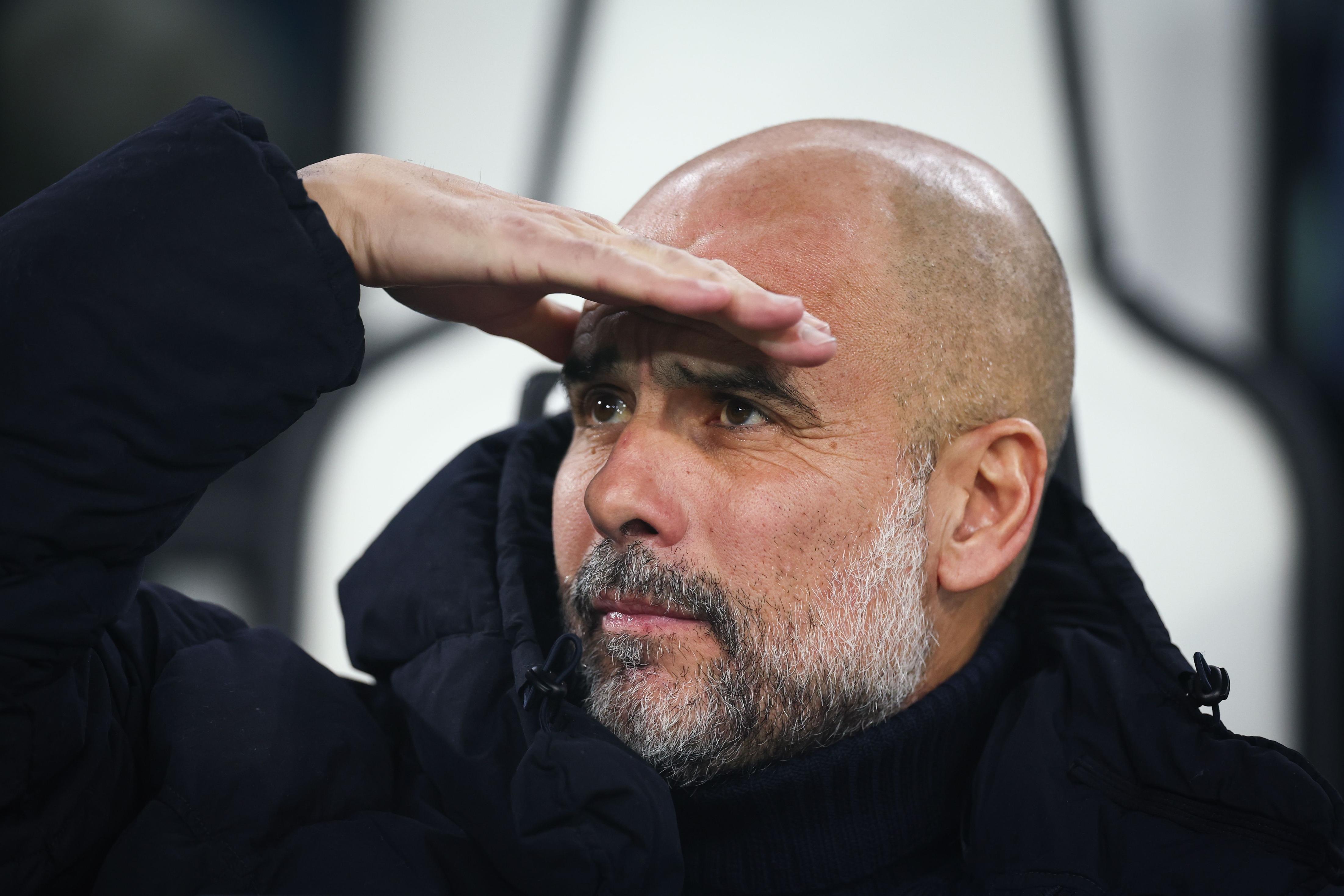 阿贾克斯主场战平曼城，遗憾出局