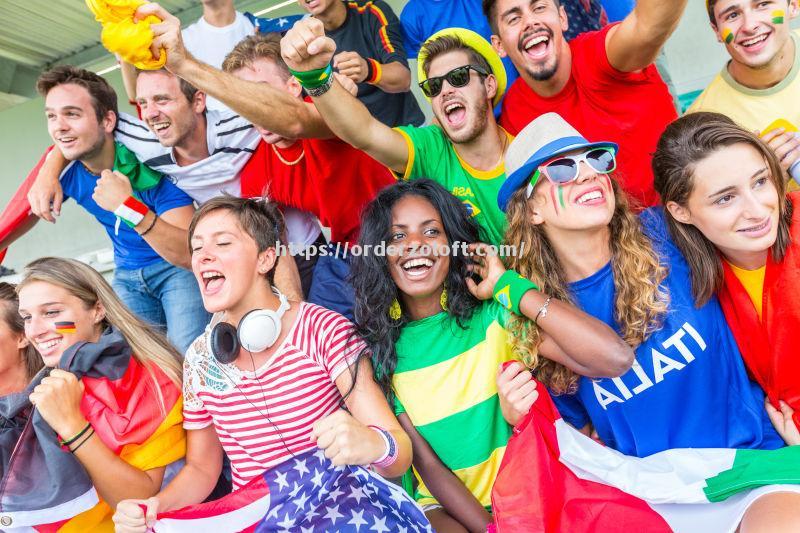 体育世界足球热度不减，球迷热情高涨