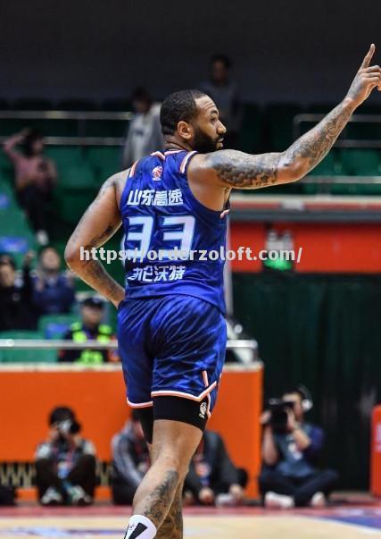 星空体育-外援表现惊艳，球队战术更显深厚